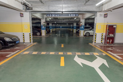 绿都老社区焕新记 聚焦产品与服务品质提升，打造智慧停车新体验